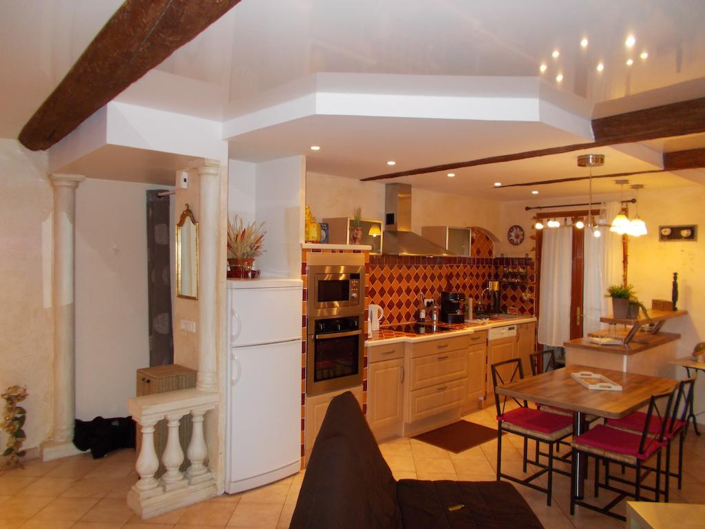 Le Campanin Appartement Menton Kamer foto